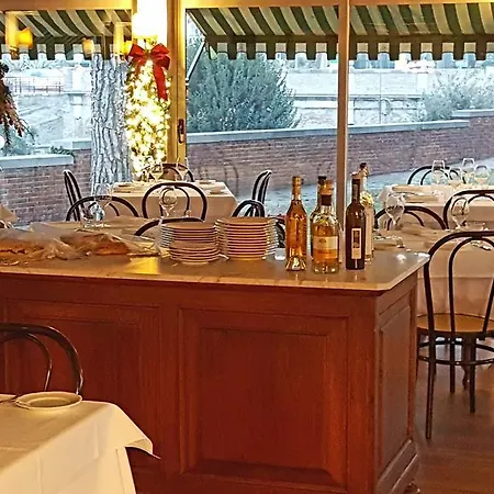 Hotel Augustus